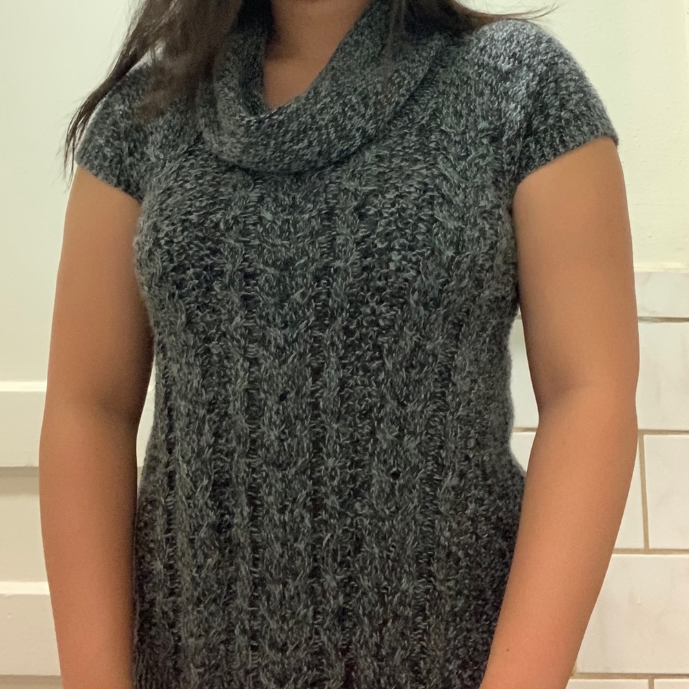 Worthington Gray Knit Short Sleeve Sweater